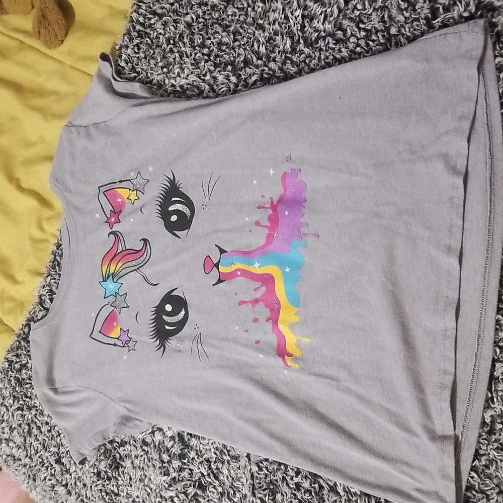 t shirt